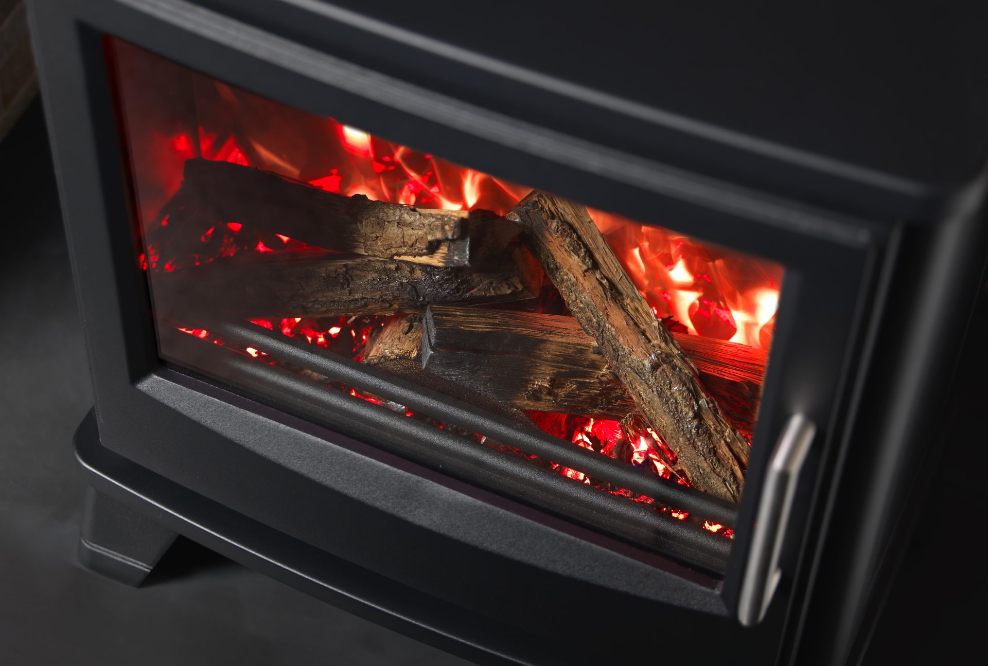 5 interiors that need a freestanding electric fireplace